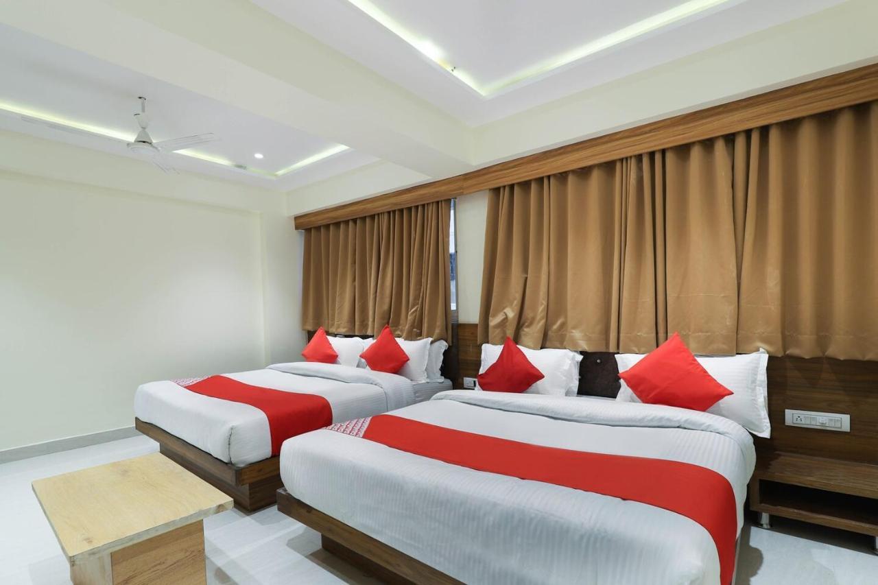 Sky Stays Rose Gold Vadodara Exterior foto