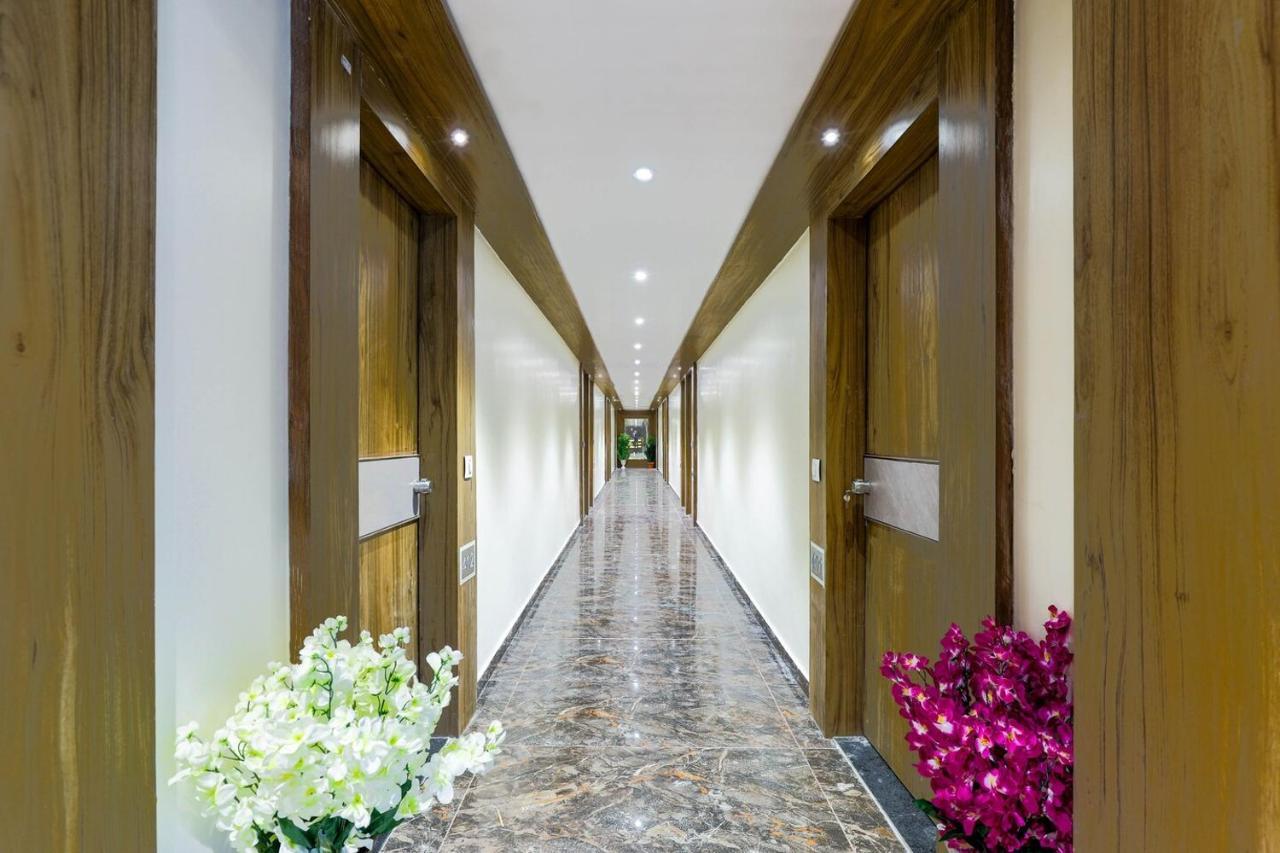 Sky Stays Rose Gold Vadodara Exterior foto